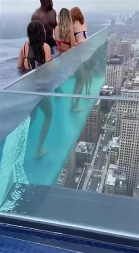 Unbelievable Rooftop Pool Moment Caught on Camera