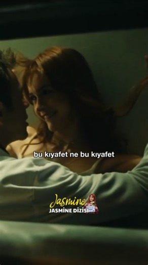 JASMİNE CULLTURE on Instagram: "ÇOK ELEŞTİRİLEN O DİZİ JASSMİNE DİZİSİ DOKTOR SAHNESİ VİRAL OLDU Daha fazlası için takip edin . . . Jasmine (2025) Tür: Psikolojik Gerilim / Dram Yapım: HBO Max (Türkiye Orijinal) Yönetmen: Cem Özüduru Başrol: Asena Keskinci, Burak Can Aras Yayın Yılı: 2025’te platformda yayınlandı ve karanlık atmosferiyle sosyal medyada "toxic edit" akımını başlattı. Konu: Dizi; ölümcül bir kalp hastalığıyla mücadele eden Yasemin ve ona hastalıklı, saplantılı bir sevgiyle bağlı o