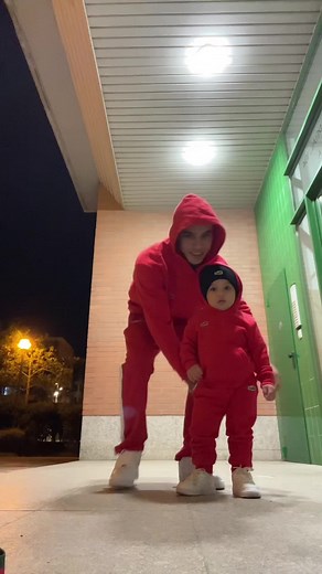 #chicken #baby #red #croco #morocco #mimi