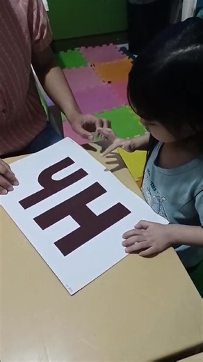 Tactile letter H activity in Pre-Nursery class of teacher Espie...