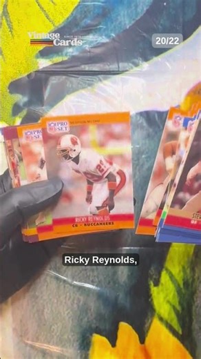 1990 Pro Set Football — A Classic Era of Gridiron Collecting