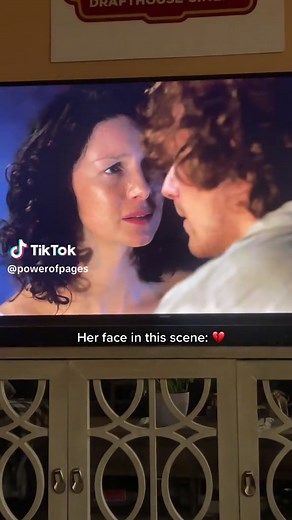 Heartbreaking Scene from Outlander: Her Face Says It All