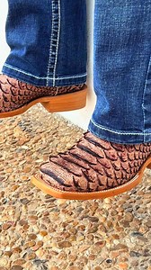 Botas Estilo Python Orix En $150 Contamos Con Envios ☎️(210)999-5119 📍10415 Perrin Beitel Rd San Antonio Tx, 78217 | Texas Boot Ranch