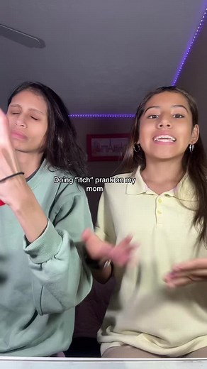 Itch prank on Mom - Hilarious Reaction Caught on Camera!