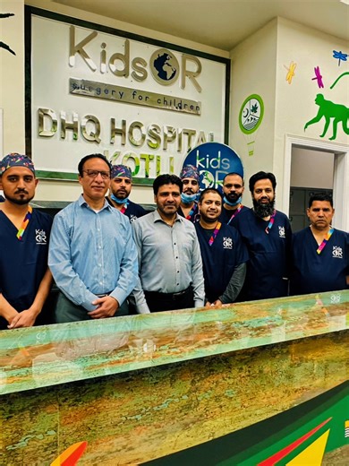 ✨A quick transformation of the space at DHQ Hospital Kotli, Pakistan into the country’s very first dedicated paediatric operating theatre✨