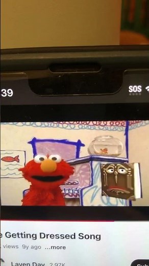 O 14 snuffy friendship Elmo’s world getting dressed 👖🩲🩳👚👕