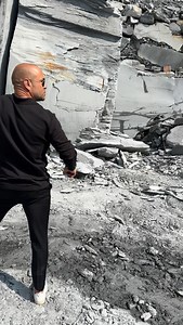 1.1K views · 3 comments | THE SOURCE. From sourcing blocks to final installation. Let il granito guide you on your next project. . . @abeytaarchitecturestudio @sebastianconstructiongroup @hallartsresidences . #stoneisart #stoneartisans #stonecraftsmanship #highendrealestate #highenddallas #highendallasbuilders #stoneblocks | il granito | Facebook