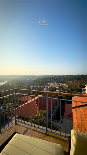 DayDishDive | Luxury Travel & Lifestyle on Instagram: "Hilton Goa Resort is a luxurious and expansive property perched atop the picturesque slopes of Saipem Hills in Candolim, offering breathtaking panoramic views of the Nerul River and the surrounding landscape. Distinguished by its multi-layered design and seamless integration with the natural environment, the resort combines signature Hilton hospitality with the laid-back, vibrant spirit of Goa. Scenic Location & Design: • River View Setting: