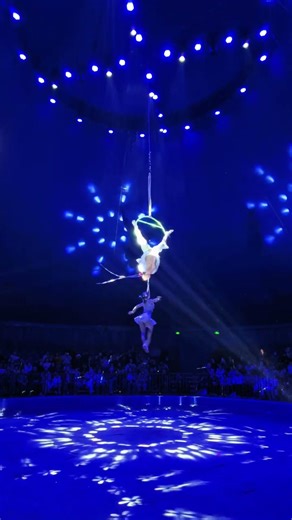 The two acrobats performed every night during the Chinese New Year🥳