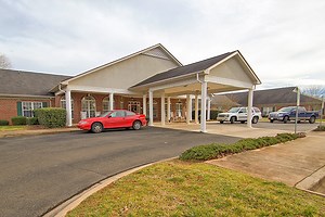 Brookdale Robinwood | Assisted Living in Gastonia, NC