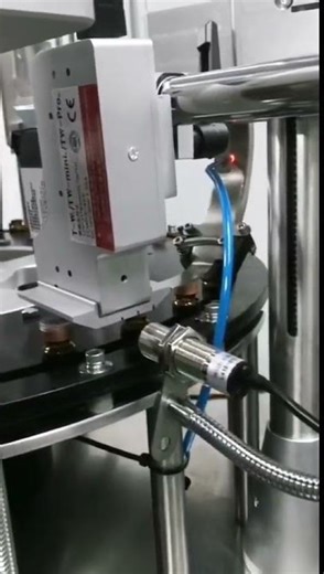 inkjet printer printing expire date on caps. #printer