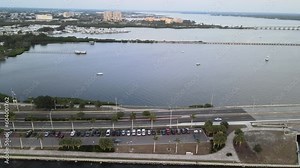 many bridges over the Manatee River in Palmetto connect with Bradenton, Florida