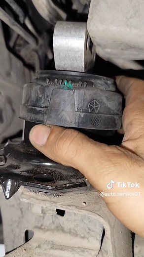 Engine Mount Replacement Guide for US and UK Cars