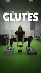 Prêts à transformer vos fessiers en œuvre d'art? On vous montre comment faire des exercices de fessiers qui vont vous faire dire "Oh là là!" et "Aïe!" 😂 Préparez vos leggings préférés, parce que ces fessiers vont devenir les stars du prochain barbecue! 🍑🔥 NOUVEAU MAXI-FORME & PROMOTION D’OUVERTURE 🏋️‍♂️🎉 Obtenez votre abonnement 12 mois en rabais pour les 100 premiers inscrit, disponible en ligne ou par téléphone dès maintenant! 📅 Ouverture prévue : fin août / début septembre Pour nous joi