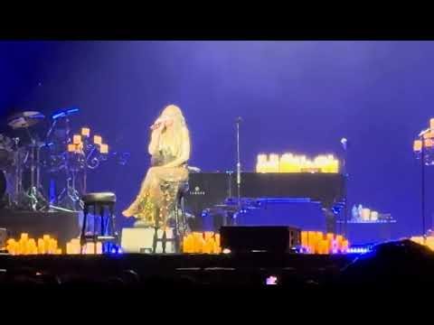 LeAnn Rimes - Please Remember (The O2 - 8 May 2024)