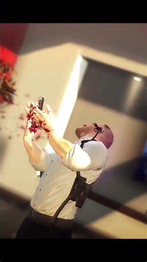 HITMAN ABSOLUTION IS AWESOME .