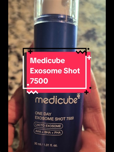 Medicube One Day Exosome Shot 7500. Tiny bottle. Major exfoliation energy. AHA BHA PHA combo = deep texture reset. Not an everyday product. This is a once-a-week commitment. Layering tip: use it first… but be ready because the rest of your routine might tingle. @medicube global #medicube #medicubeskincare #exosomeshot #exfoliation #koreanskincare