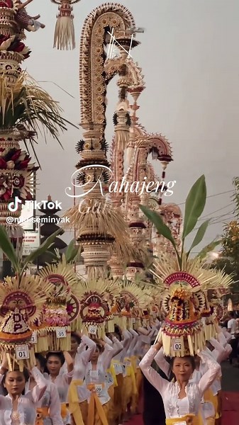 Rahajeng Galungan lan Kuningan: Ucapan Selamat