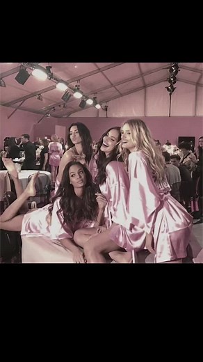 Who is Victoria Secret? Models From the 2000s