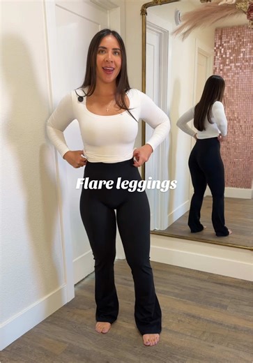 These have become my favorite everyday flares🥰 #gymleggings #flareleggings #yogaleggings #flarepants #gymoutfitideas