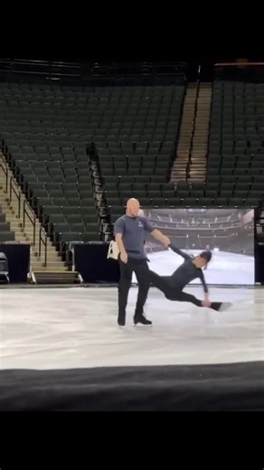 🎬 Wow! Isabeau Levito flying behind the scenes at Stars on Ice! ⛸️🔥😱