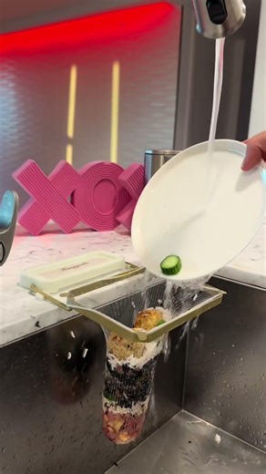 Best Kitchen Find 😱 THIS Sink Strainer Catches EVERYTHING (No More Clogged Drains!) #easycleanup