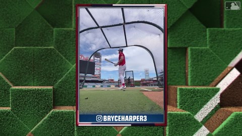 Bryce Harper takes BP