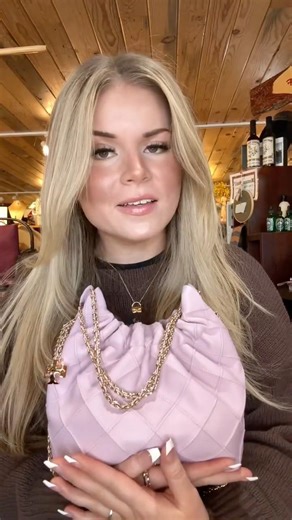 Tory Burch Mini Fleming Hobo Bag Review! #toryburch #flemingbag #bagreview