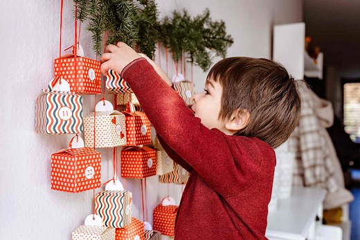 100 Creative Ways to Fill Up Your Advent Calendar
