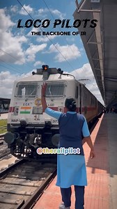 319K views · 8.5K reactions | Howrah To Bengaluru Duronto Express On Duty #railway #locopilot #VandeBharatExpress #indianrailway @highlight | Abir Sen | Facebook