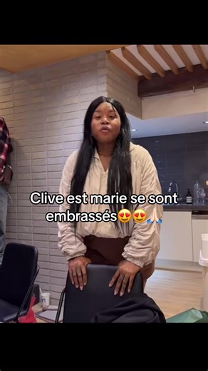 Le duo improbable 🤨 #amour #couple #queenhouse #embrouille @MARIE A LA QUEEN HOUSE 🇹🇭 @Benoît Chevalier @CLIVE A LA QUEEN HOUSE 🇹🇭