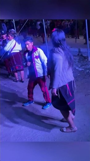 Marimba Mundo Maya Tocando El Tao Tao | ¡No Podrás Quedarte Quieto!