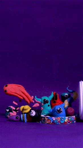 He got left behind 🥲 #stopmotion #claymation #animation