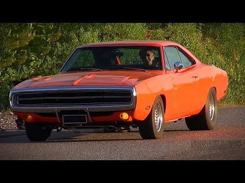 LOUD 1970 Dodge Charger 392 HEMI - Insane V8 Sound and Acceleration!!