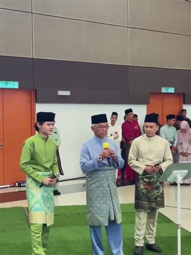 Sultan Pahang, Zaki Yamani, Ameng Spring - Suatu Hari di Hari Raya