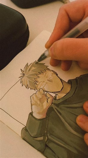 lisa on Instagram: "thank you @arrtxart for sending me this massive 120 acrylic marker box 🤍✨ been loving these markers for the occasional coloured piece, i can finally layer in my sketchbook without having to weigh it down with lots of paint :') definitely go check them out! 🌱 prints, stickers + more available at risataki.de #sketchbookartist #traditionalart #mangaartwork #freelanceartist #sketchbookpage"