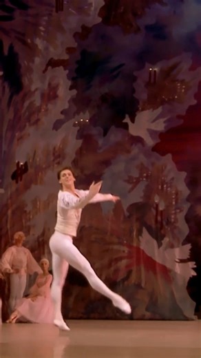 Life's better up here. Go to ovationarts.tv to 'lift' your spirits! #ovationarts #thenutcracker #jumps | Ovation Arts