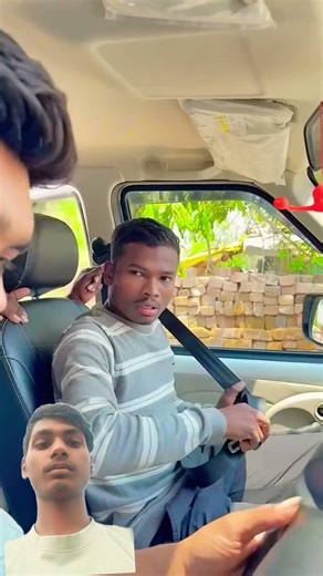 कर में पहला गियर कैसे लगाते हैं बताइए