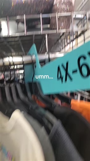 𝖒𝖊👻 (@hellokittyfan33302)’s videos with Territorial Pissings - Nirvana