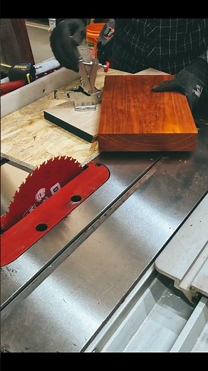 How to Cut Triangular Wood Pieces with a Table Saw