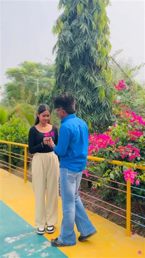 ਆਕੜਖੋਰਾ ⚠️ on Instagram: "Tag someone 🌸❤️ . . . . . . . . . . . . . . . . . . . . . . #instagram #trending #trendingreels #insta #instadaily #pinder #viral #wmk"