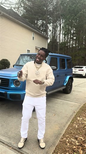 Why Tippie Toe cant get no love in the Van 🚐