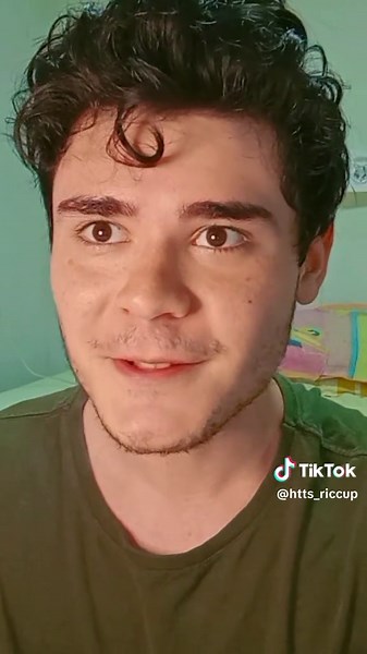 aproveitar que as pessoas dizem que eu pareço mil personagens, hoje eu fiz um vídeo do Rumpelstiltskin do filme Shrek Para Sempre: O Capítulo Final que eu pessoalmente acho um filme muito subestimado. Qual o seu Shrek favorito?! #rumpelstiltskin #shrek #vaiprofycaramba #fyp