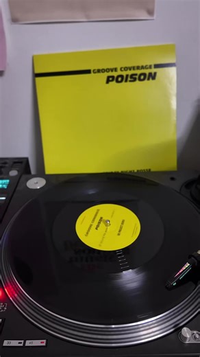 Discover Old School Club Tunes from My Vinyl Collection