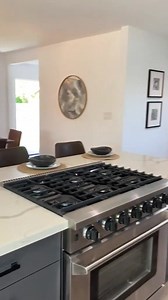 حتي لو مواقع التواصل الاجتماعي وقفت ل٦ ساعات 梁 بس احنا عروضنا مش بتقف...