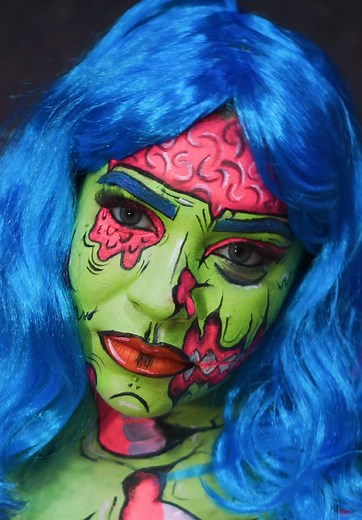 Una zombie color pop🧟‍♀️💜 by: @Dani Mora🧿🤍 🎥/ @Luis Giraldo