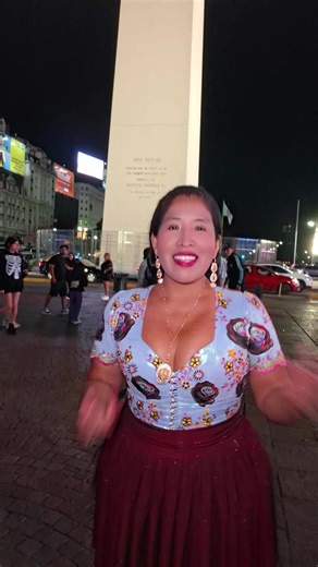 Videos de ✈️©️CELIA 1🤍💥🇧🇴🇬🇹🇪🇨 (@lobasolitar) con “sonido original - los compas”