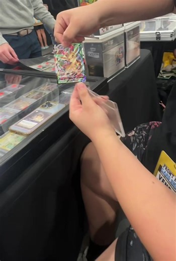 Testing the TAG 8.5 Slab: Can It Be Cracked by Hand?