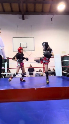 Video di Lucy (@lucyromano88) con Kick Boxing - Manuel Faivre