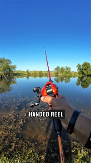 What do you use? A left handed or right handed Baitcaster and why? #fishing #fishinglife #FishingGear | Bait N' Boujee